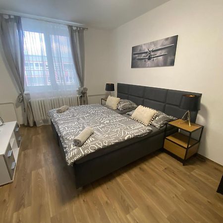 Cerna Ruze - Apartman 3 Plzeň Exterior foto