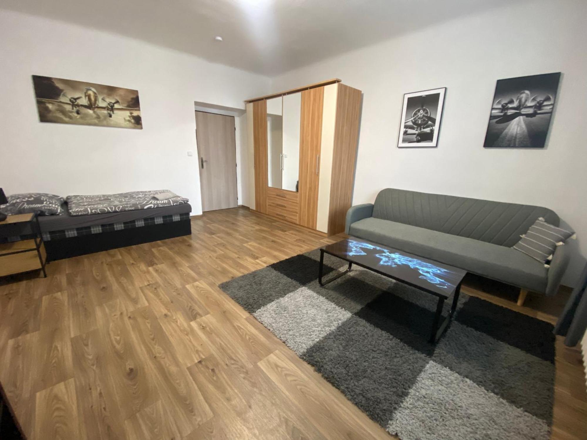 Cerna Ruze - Apartman 3 Plzeň Exterior foto