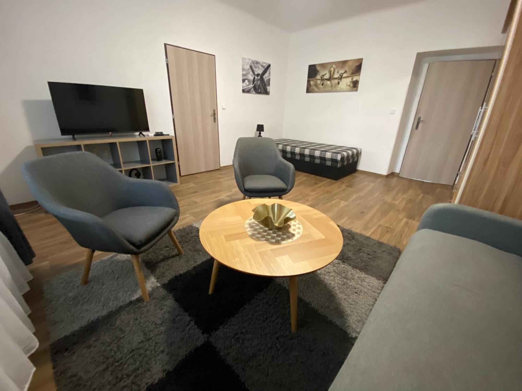 Cerna Ruze - Apartman 3 Plzeň Exterior foto